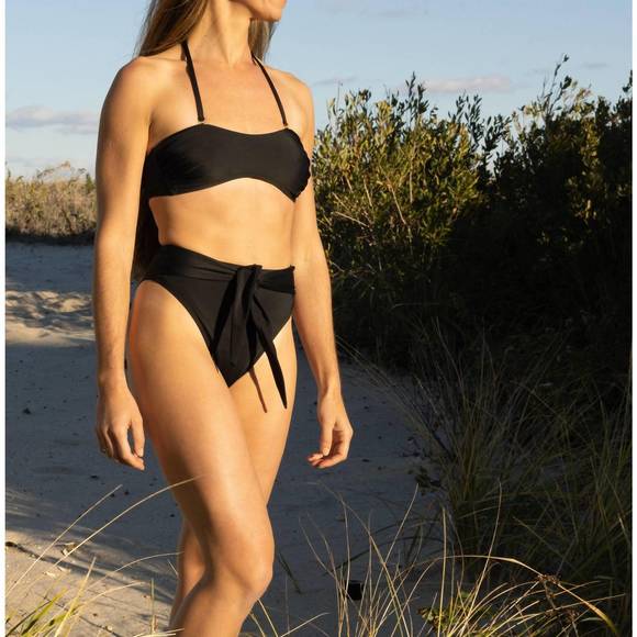 NEW OLIVE SURF the mel bikini bottoms in noir - Picture 2 of 3